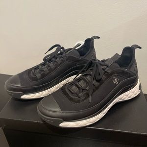NIB AUTHENTIC CHANEL SNEAKERS BLACK US 10.5/EU 44
